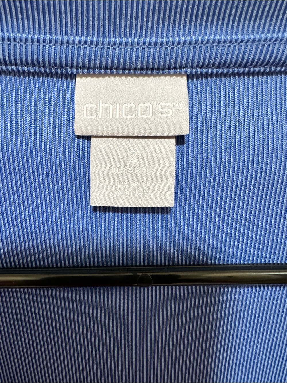 Chico's Relaxed V-Neck Short Sleeve Top in Blue - Picture 2 of 2